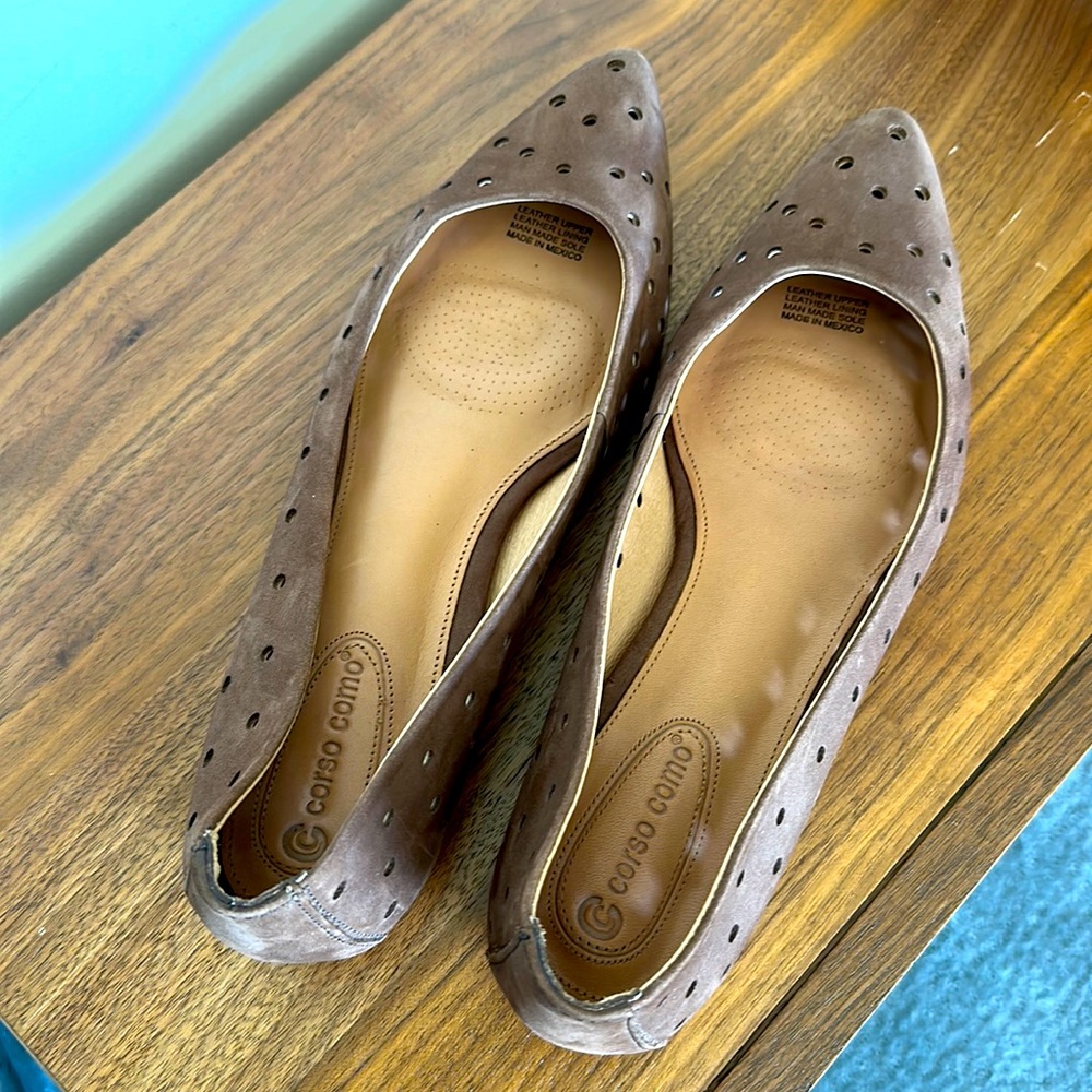 Soft Leather, made in Mexico size 9 flat